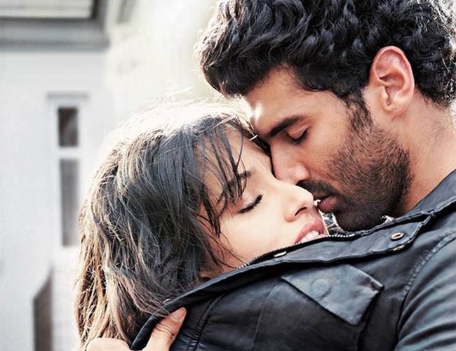 आदित्य रॉय कपूर और श्रद्धा कपूर