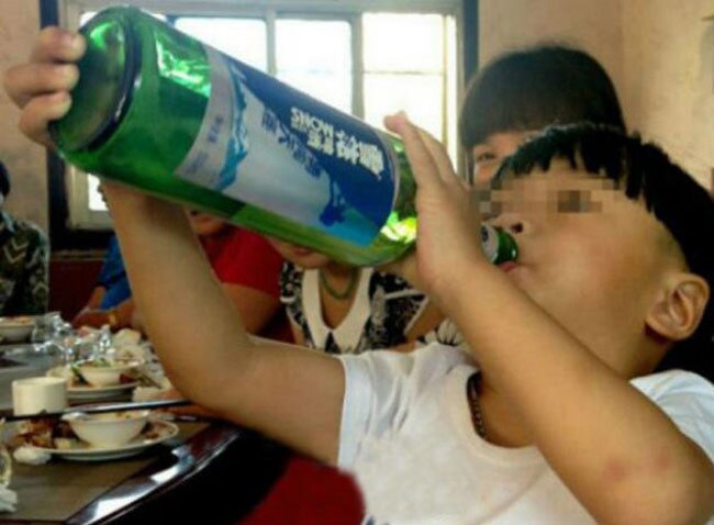 चीन का छोटा शराबी चेंग चेंग