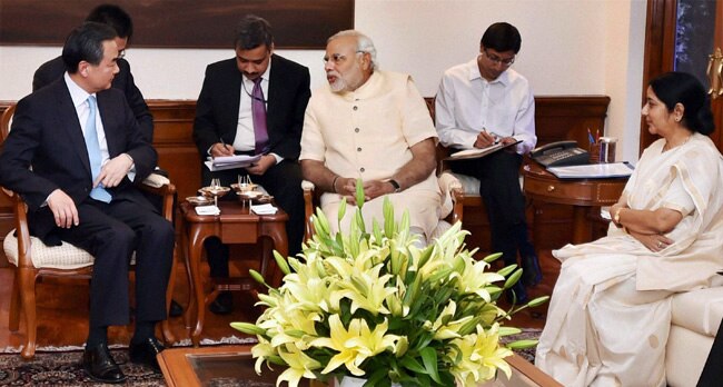 Modi with Chinese Minister