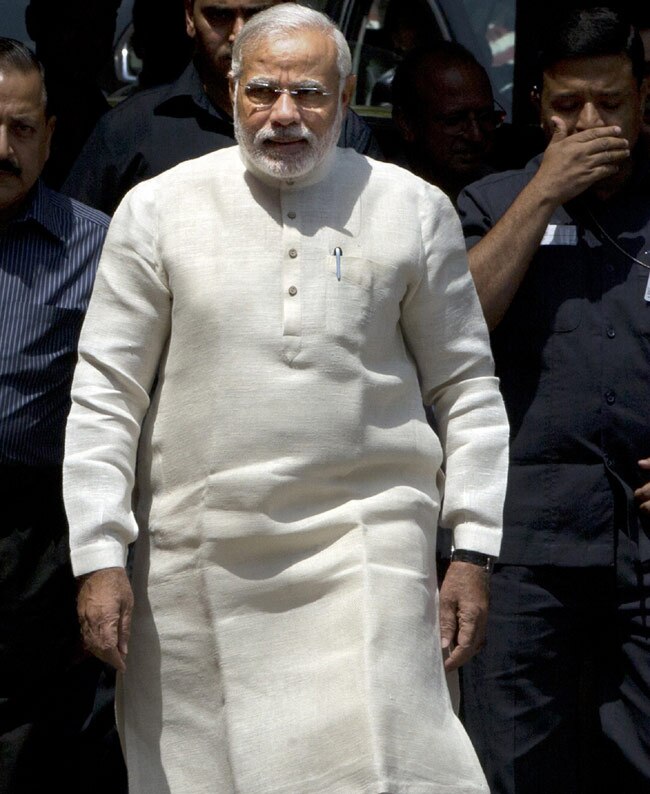 नरेंद्र मोदी