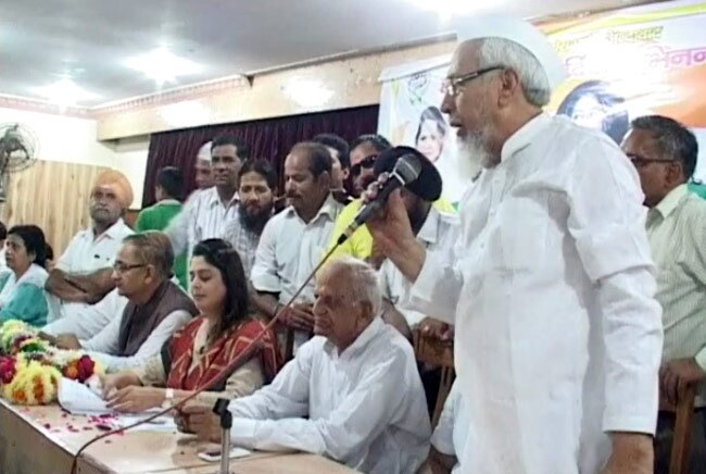 मेरठ सभा में नगमा