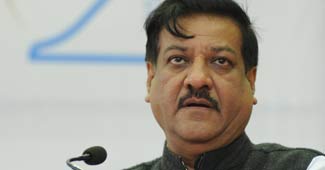 महाराष्ट्र के सीएम पृथ्वीराज चव्हाण