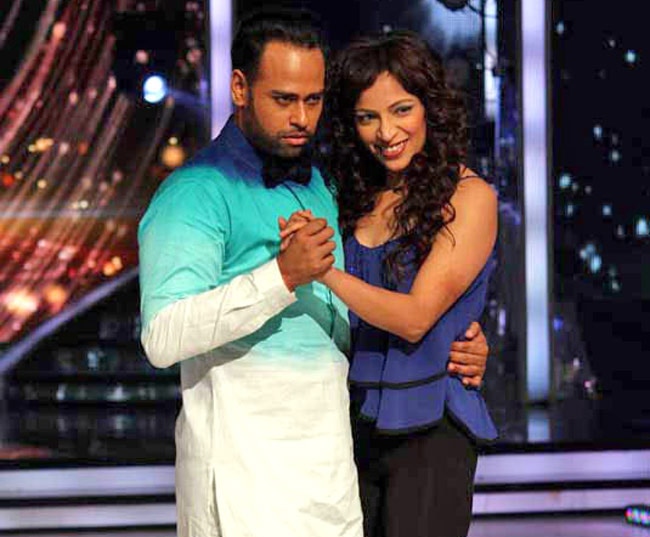 कोरियोग्राफर भवानी के साथ वीजे एंडी