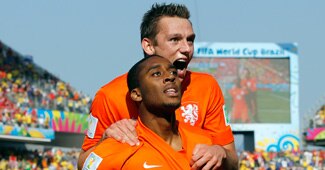 नीदरलैंड्स ने चिली को 2-0 से शिकस्‍त दी