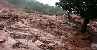 पुणे में बुधवार को हुआ था भूस्खलन