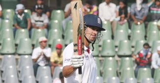 इंग्लैंड के क्रिकेट कप्तान एलिस्टेयर कुक