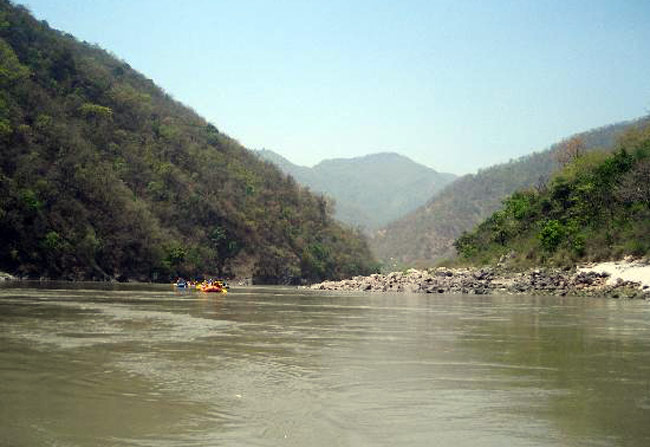 ऋषिकेश में गंगा नदी का नजारा