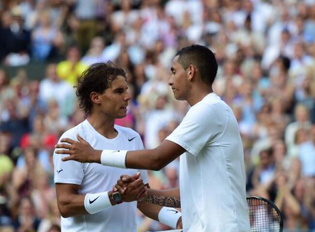 सेंटर कोर्ट पर राफेल नडाल और निक किर्जीयोस