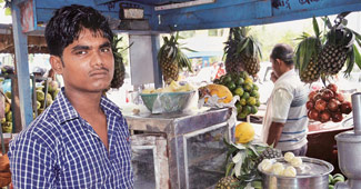 जूस की दुकान चलाने वाला राजू