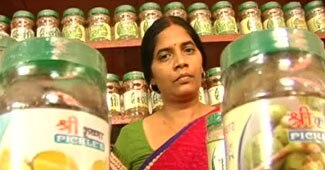 अपने प्रॉडक्‍ट्स के साथ कृष्‍णा