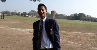 मंत्री पुत्र आदर्श सिंह