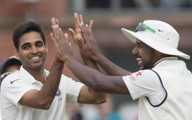 भुवनेश्वर कुमार और वरुण एरोन