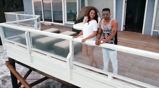 'देसी कलाकार' के टीजर में सोनाक्षी सिन्‍हा और हनी सिंह