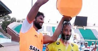 सरदार सिंह ने लिया आइस बकेट चैलेंज