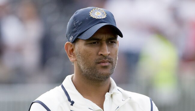 एम एस धोनी