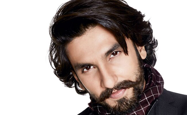 फिल्म फाइंडिंग फैनी में दीपिका के पति का रोल भी फ्री में किया