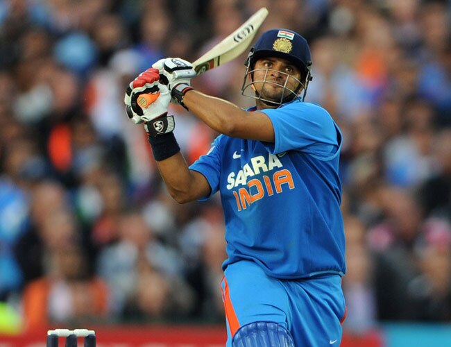 मध्यक्रम के खब्बू बल्लेबाज सुरेश रैना