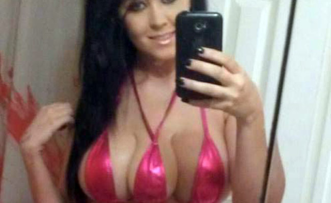 सर्जरी के जर‍िये तीसरा ब्रेस्ट