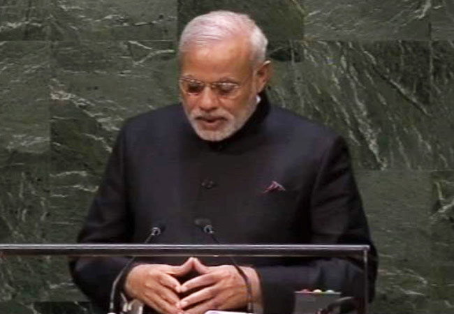 संयुक्त राष्ट्र आम सभा को संबोधित करते प्रधानमंत्री मोदी