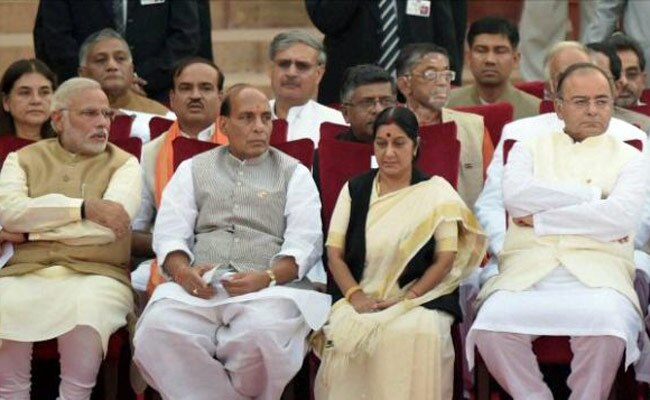 नरेंद्र मोदी के साथ उनके मंत्री