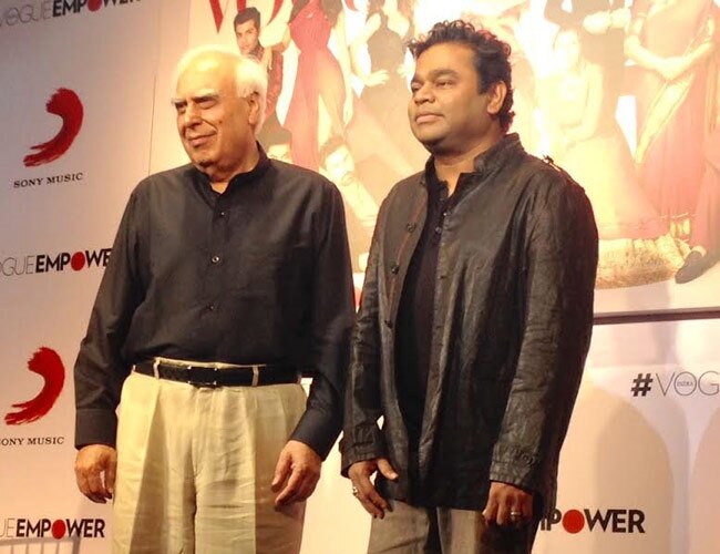 सॉन्ग रिलीज के वक्त रहमान और कपिल सिब्बल