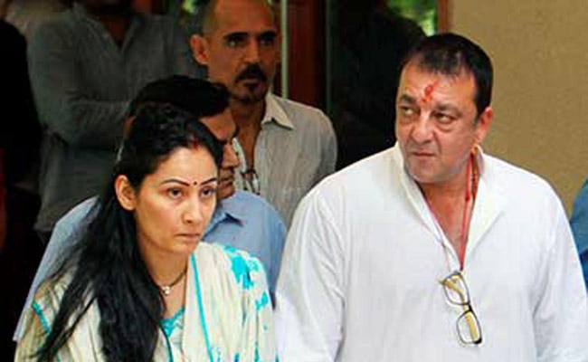 पति संजय दत्त पर किताब लिखेंगी मान्यता