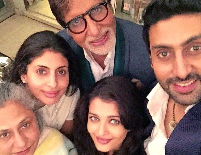 तस्वीर में बेटी बी को मत ढूंढ़िए, तस्वीर आधी रात में ली गई है