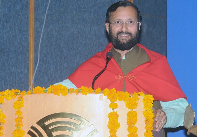 सूचना एवं प्रसारण मंत्री प्रकाश जावड़ेकर