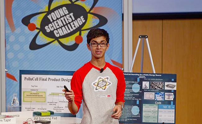 कार्बन फुटप्रिंट किसी व्यक्ति, संस्था या प्रॉडक्ट से होने वाला कुल कार्बन उत्सर्जन को कहते हैं