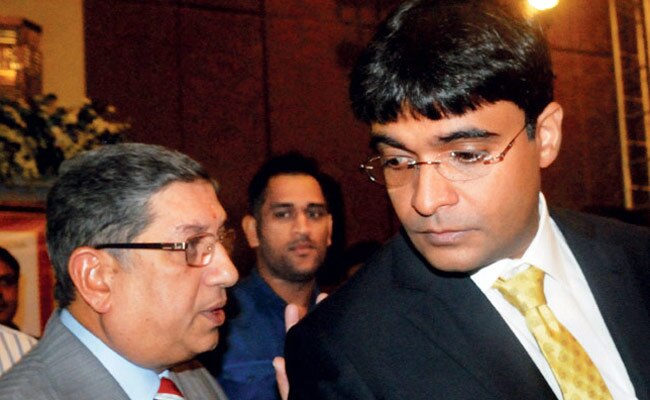 एन श्रीनिवासन और गुरुनाथ मयप्पन (फाइल फोटो)