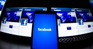 फेसबुक के पास हैं सबसे ज्यादा यूजर्स