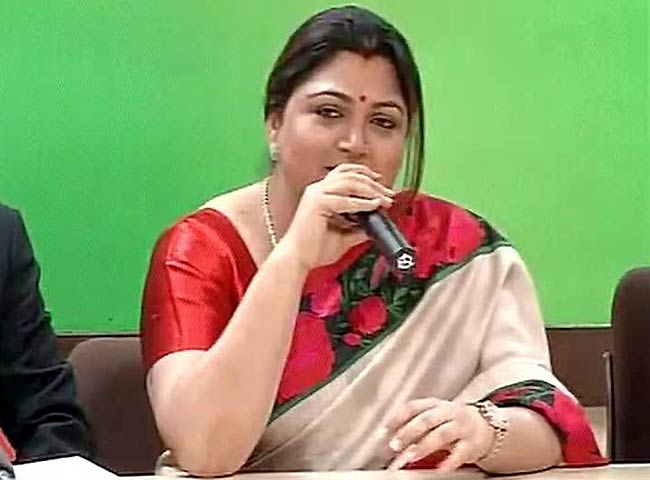 कांग्रेस की सदस्यता लेने के बाद एक्ट्रेस खुशबू