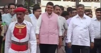 मुख्यमंत्री देवेंद्र फड़नवीस