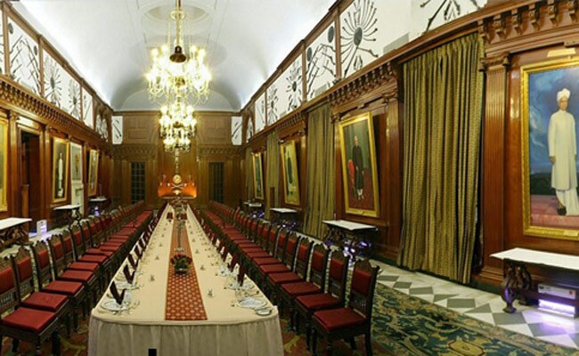 राष्ट्रपति भवन के अंदर का एक हॉल