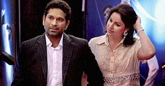 पत्नी अंजलि के साथ सचिन तेंदुलकर