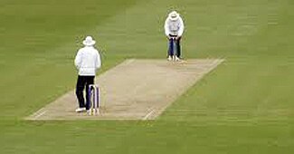 क्रिकेट के अंपायर