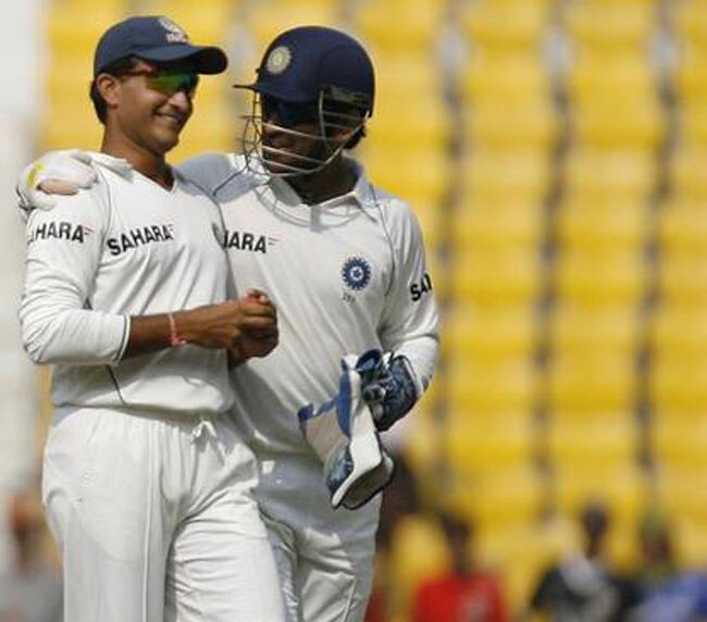 File Photo: गांगुली और धोनी