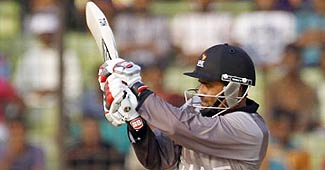 संयुक्त अरब अमीरात के बल्लेबाज खुर्रम खान