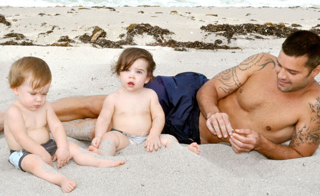 स्पैनिश सिंगर रिकी मार्टिन