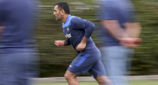 एम एस धोनी