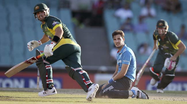 डेविड वार्नर की सेंचुरी ऑस्ट्रेलिया जीता