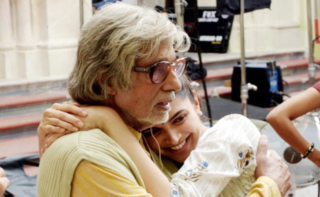 Amitabh bachchan and Deepika Padukone