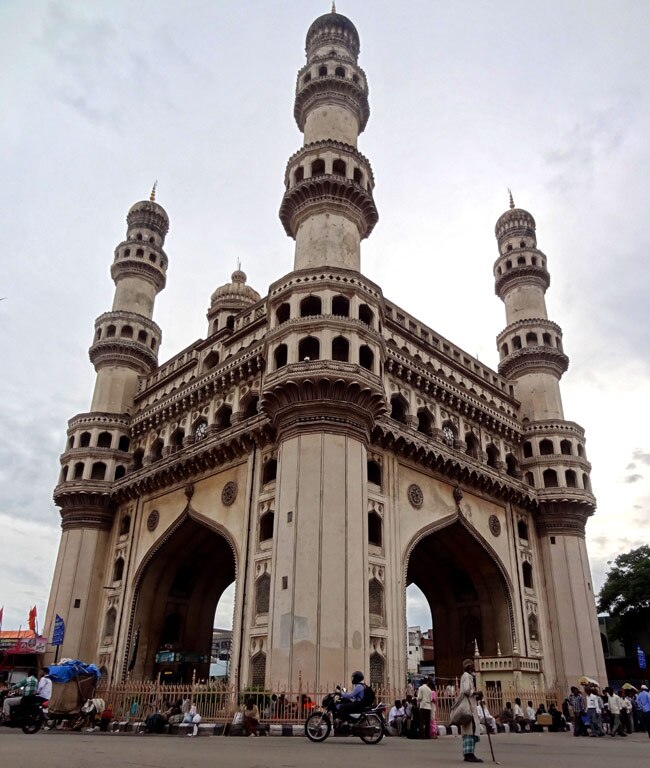 chaar minar