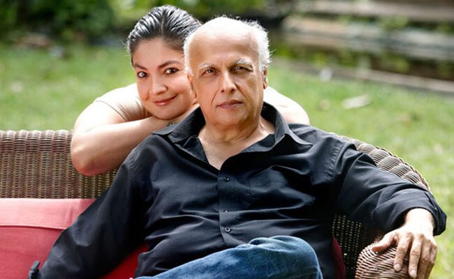 Mahesh bhatt and Pooja bhatt