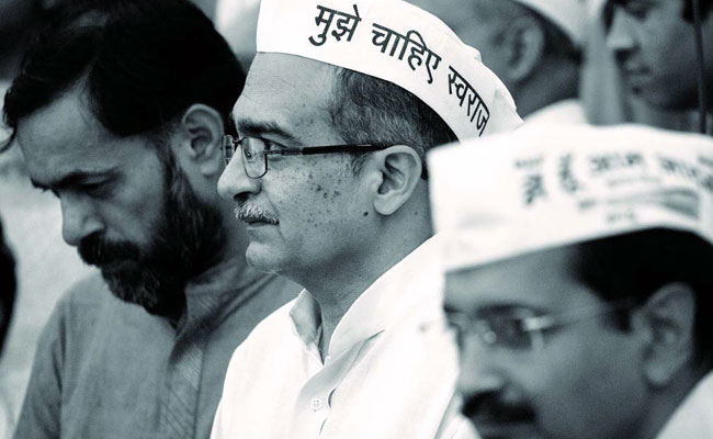 अरविंद केजरीवाल, प्रशांत भूषण और योगेंद्र यादव