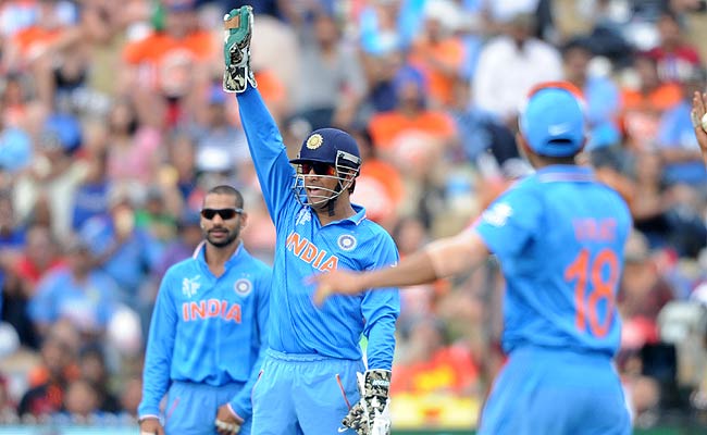 महेंद्र सिंह धोनी (फाइल फोटो)