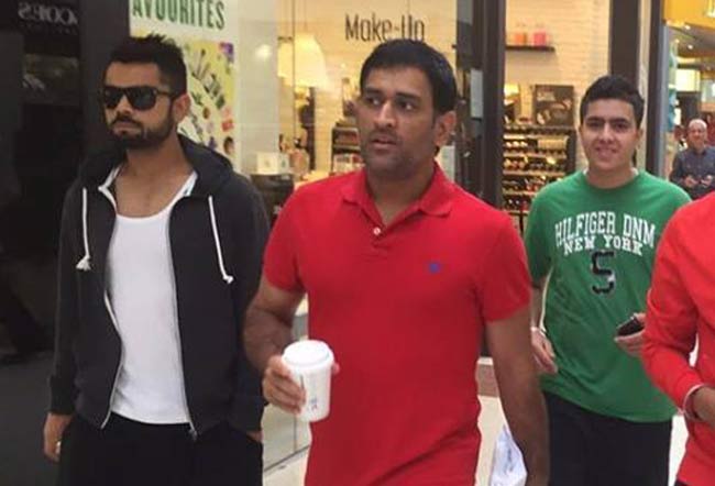 File photo: विराट कोहली और एम एस धोनी