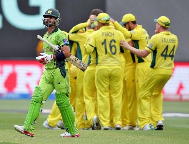 क्वार्टर फाइनल में पाकिस्तान के सभी 10 बल्लेबाज कैच आउट हुए