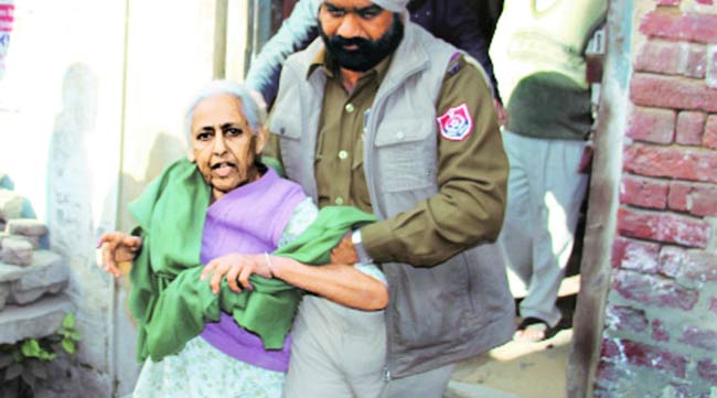 Photo: इंडियन एक्सप्रेस से ली गई तस्वीर