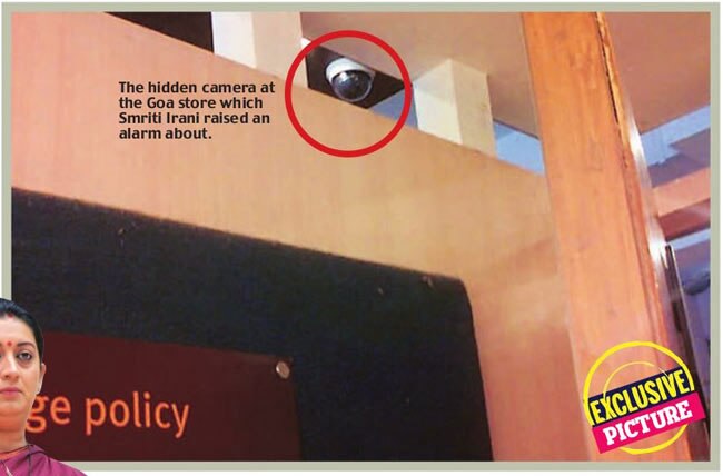 फैब इंडिया का विवादित स्टोर